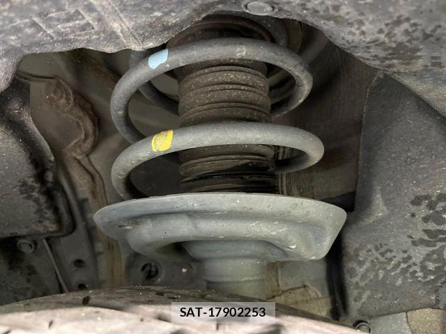 Toyota HARRIER HYBRID 2023-03 7198692-19