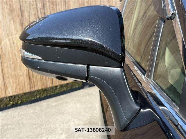 Toyota HARRIER HYBRID 2021-05 7219258-29