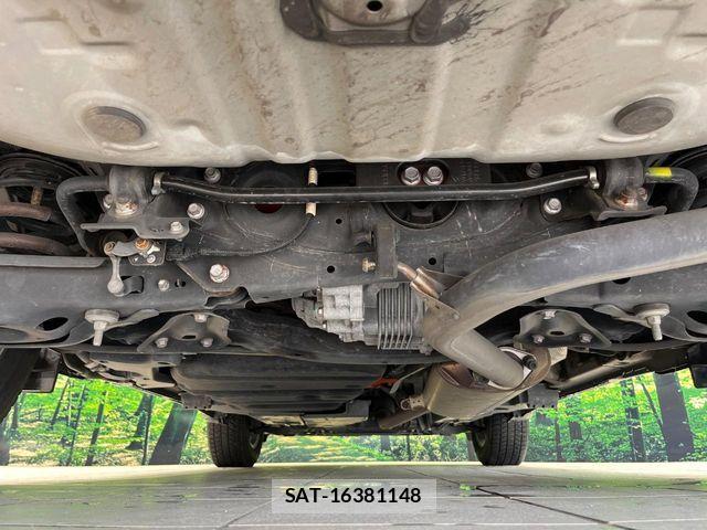 Toyota HARRIER HYBRID 2015-02 7219239-18
