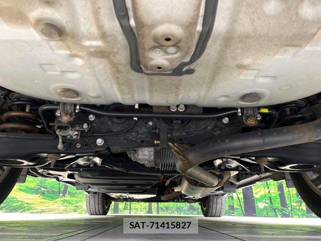 Toyota HARRIER HYBRID 2015-06 7219240-18