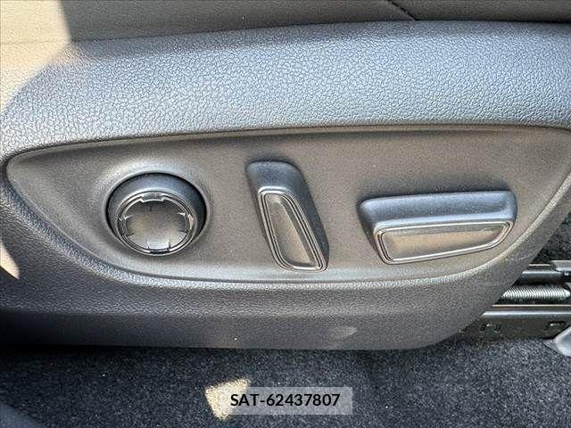 Toyota HARRIER HYBRID 2021-03 7219244-29