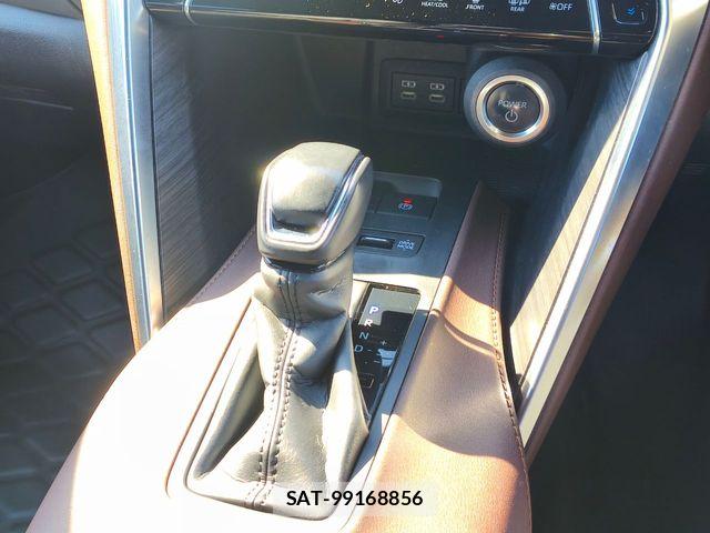 Toyota HARRIER HYBRID 2024-03 7219315-13