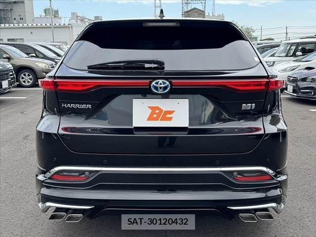 Toyota HARRIER HYBRID 2023-06 7219283-13