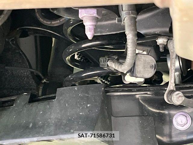 Toyota HARRIER HYBRID 2024-01 7219313-19