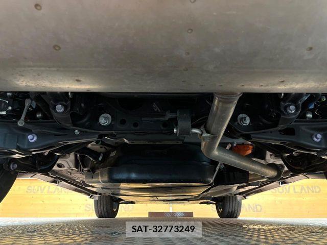 Toyota HARRIER HYBRID 2021-05 7250966-18