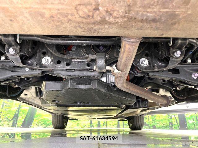 Toyota HARRIER HYBRID 2021-03 7250972-19