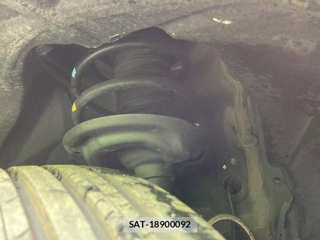 Toyota HARRIER HYBRID 2023-08 7250971-19