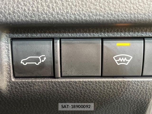 Toyota HARRIER HYBRID 2023-08 7250971-4