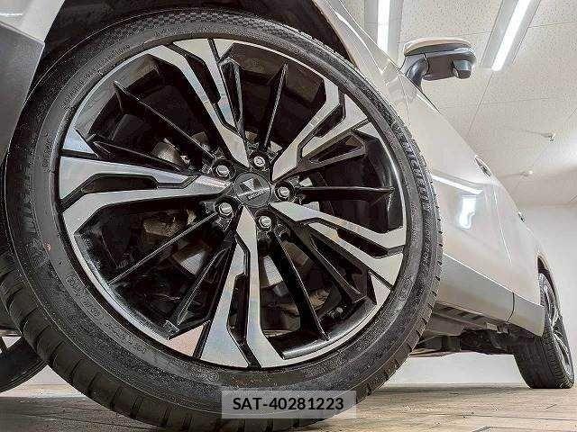Toyota HARRIER HYBRID 2023-09 7250975-19
