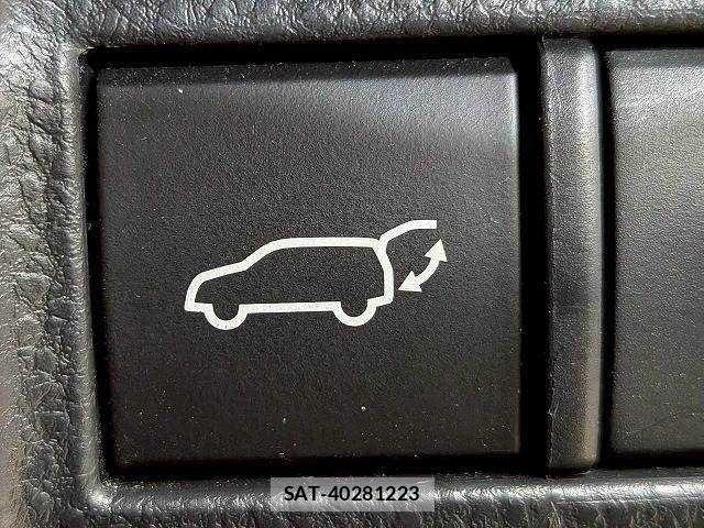 Toyota HARRIER HYBRID 2023-09 7250975-8