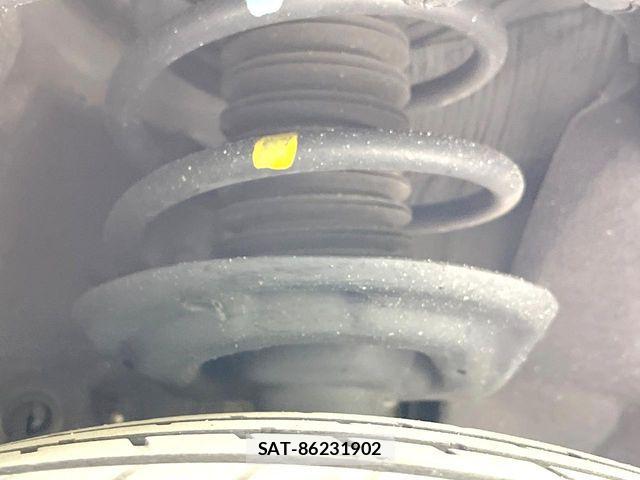 Toyota HARRIER HYBRID 2023-06 7250967-19