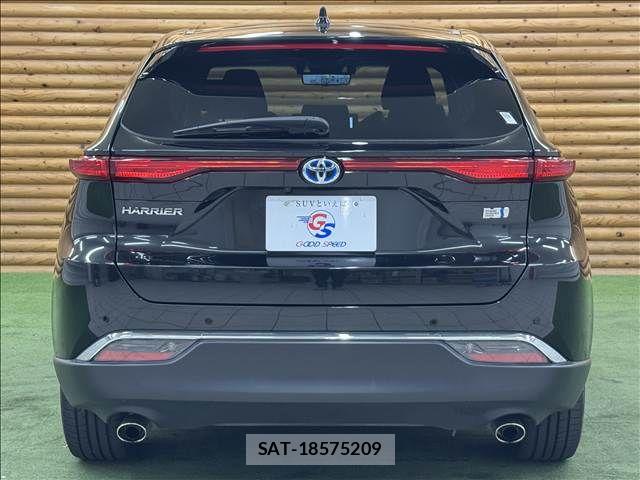 Toyota HARRIER HYBRID 2023-12 7250974-18