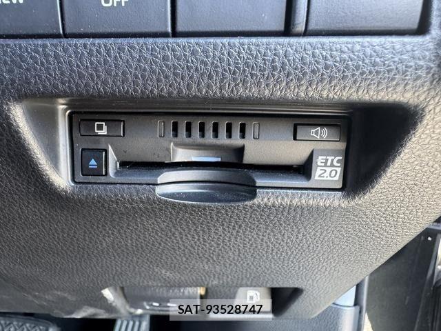 Toyota HARRIER HYBRID 2020-06 7271990-24