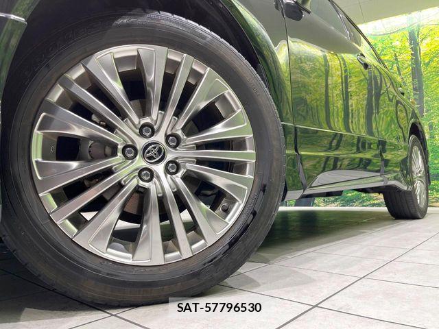 Toyota HARRIER HYBRID 2023-04 7271976-12