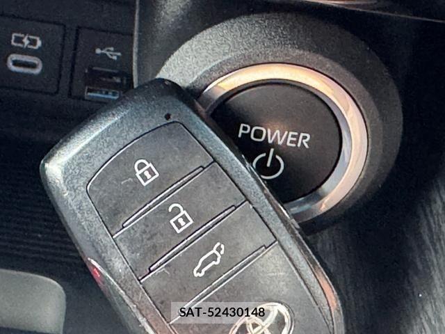 Toyota HARRIER HYBRID 2023-06 7271982-15