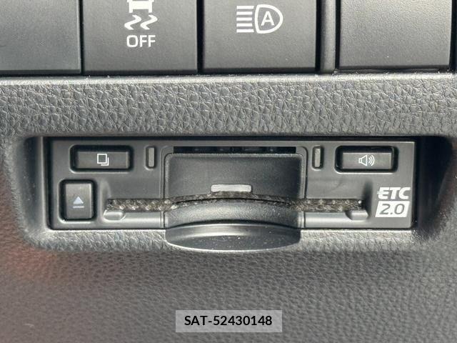 Toyota HARRIER HYBRID 2023-06 7271982-24