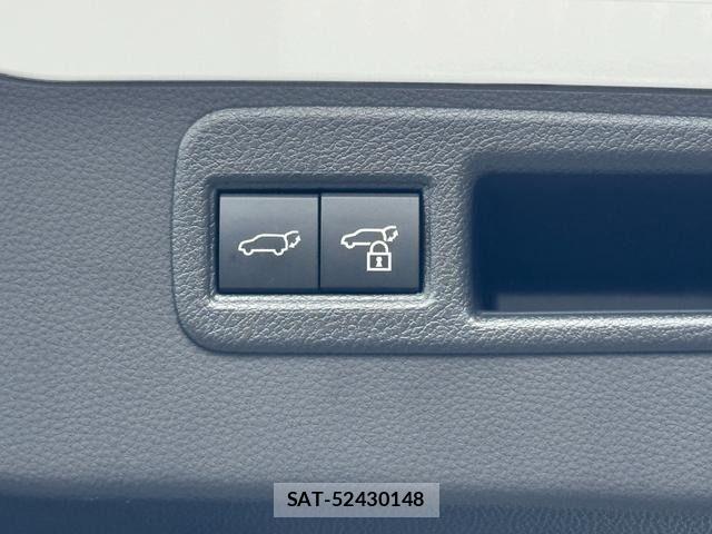 Toyota HARRIER HYBRID 2023-06 7271982-26