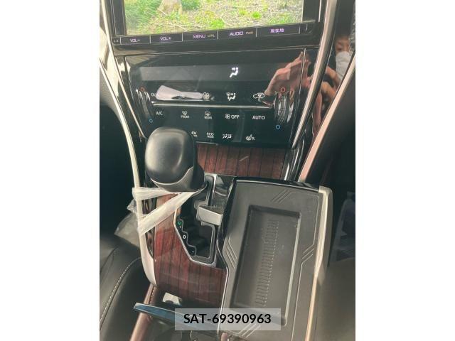 Toyota HARRIER HYBRID 2015-10 7271991-24