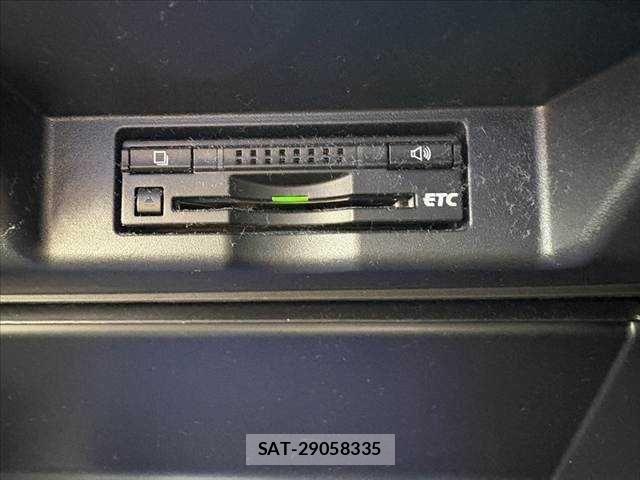 Toyota HARRIER HYBRID 2016-01 7327360-6