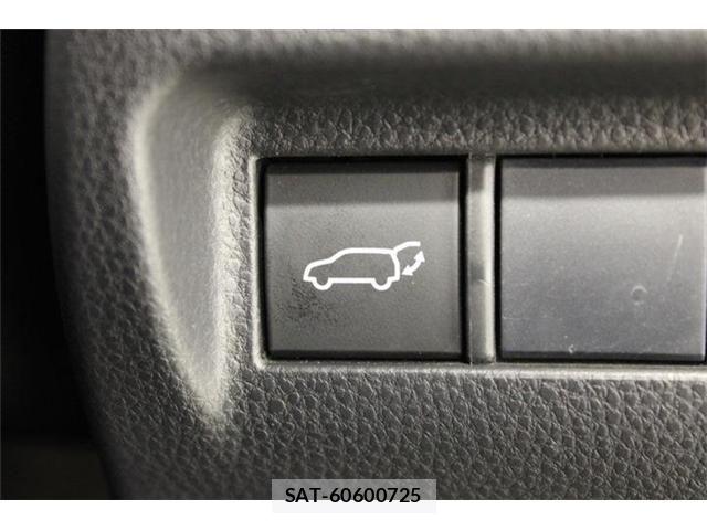 Toyota HARRIER HYBRID 2021-05 7327358-3