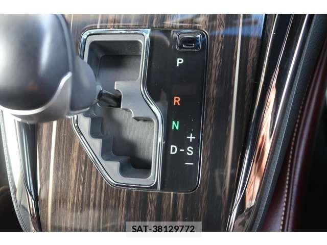Toyota HARRIER HYBRID 2017-03 7327357-8