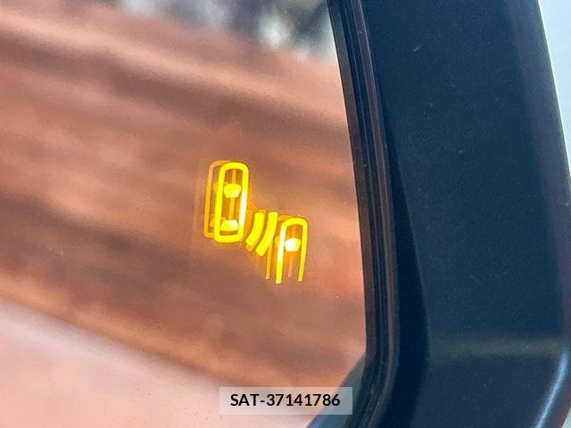 Toyota HARRIER HYBRID 2022-12 7327342-5