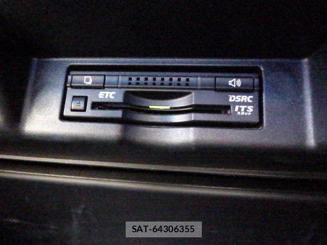 Toyota HARRIER HYBRID 2015-01 7357997-10