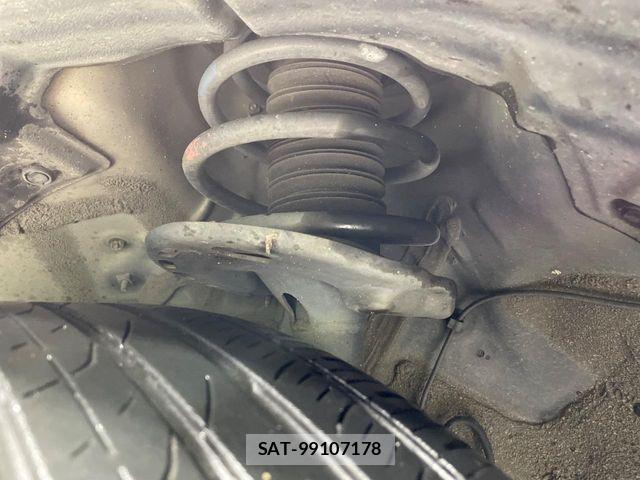 Toyota HARRIER HYBRID 2018-06 7357998-19