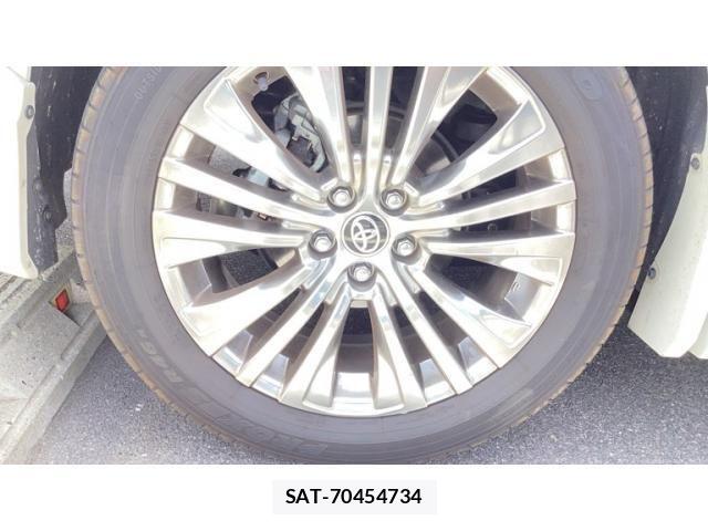 Toyota HARRIER HYBRID 2023-11 7357963-10