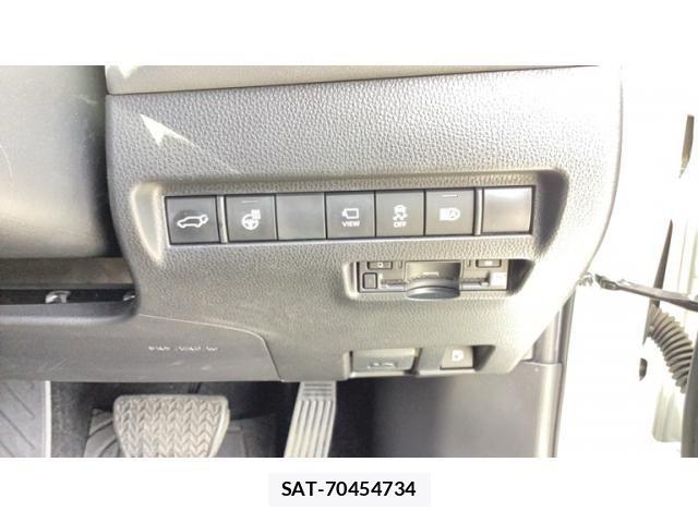 Toyota HARRIER HYBRID 2023-11 7357963-13