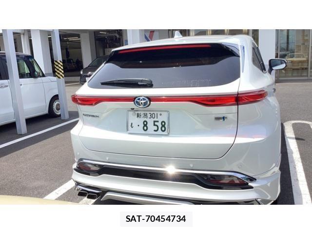 Toyota HARRIER HYBRID 2023-11 7357963-4