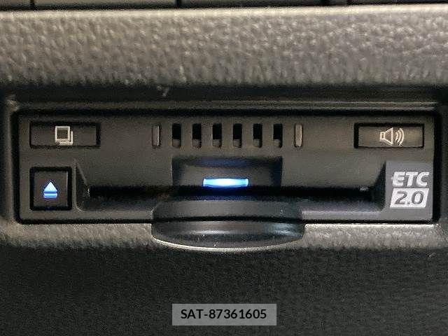 Toyota HARRIER HYBRID 2020-08 7357978-8