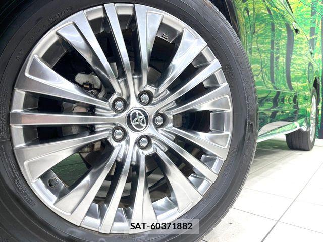 Toyota HARRIER HYBRID 2023-10 7357969-13
