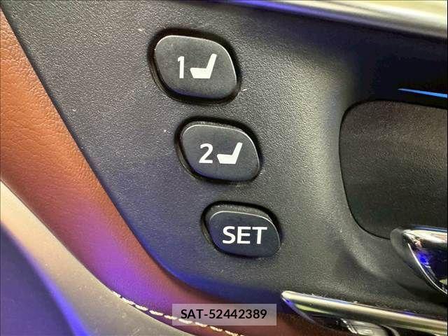 Toyota HARRIER HYBRID 2018-11 7357993-12