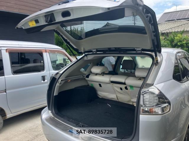 Toyota HARRIER HYBRID 2007-11 7358007-11