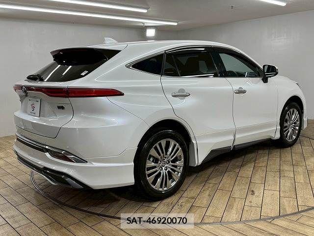Toyota HARRIER HYBRID 2023-05 7357970-15