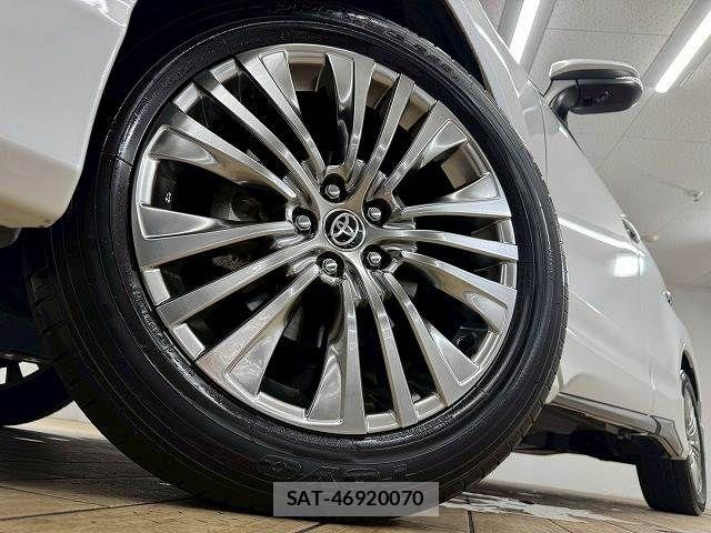 Toyota HARRIER HYBRID 2023-05 7357970-19