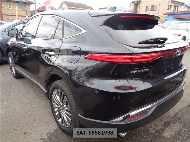 Toyota HARRIER HYBRID 2023-09 7357981-5