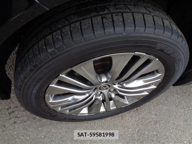 Toyota HARRIER HYBRID 2023-09 7357981-8