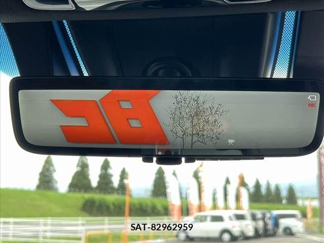 Toyota HARRIER HYBRID 2021-03 7357996-4