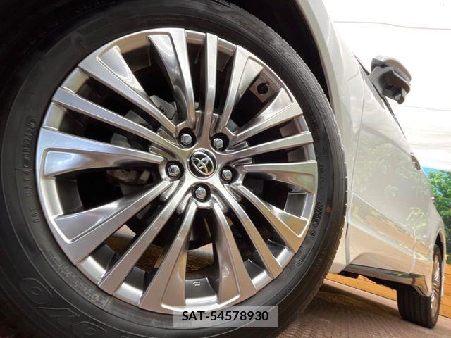 Toyota HARRIER HYBRID 2024-08 7357965-12