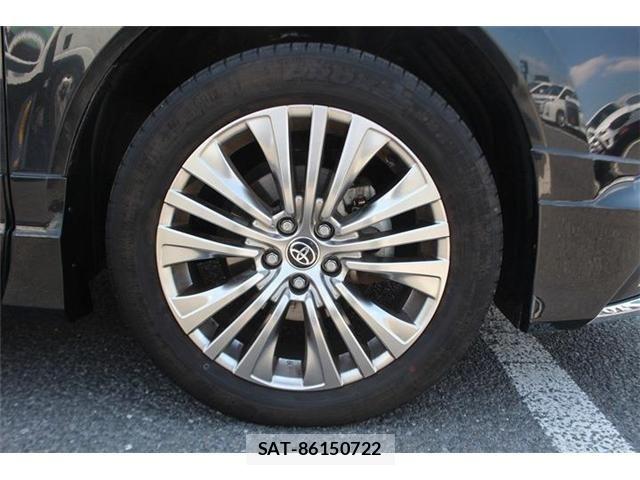 Toyota HARRIER HYBRID 2023-11 7454633-13