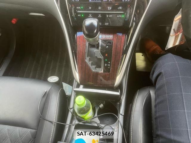 Toyota HARRIER HYBRID 2016-10 7454643-13