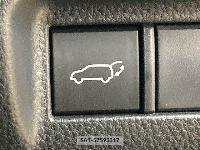 Toyota HARRIER HYBRID 2023-10 7500803-8