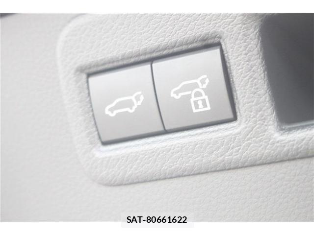 Toyota HARRIER HYBRID 2023-11 7508778-25
