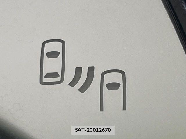 Toyota HARRIER HYBRID 2021-02 7500808-4