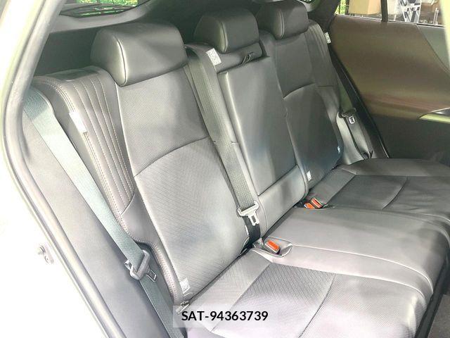 Toyota HARRIER HYBRID 2023-08 7562196-9