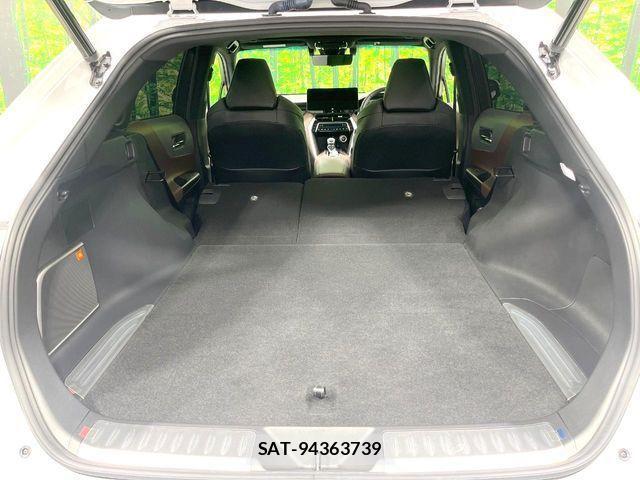 Toyota HARRIER HYBRID 2023-08 7562196-10