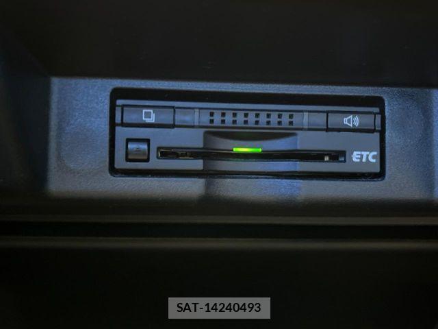Toyota HARRIER HYBRID 2015-11 7562205-4