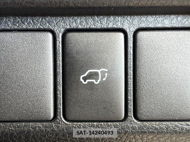 Toyota HARRIER HYBRID 2015-11 7562205-5